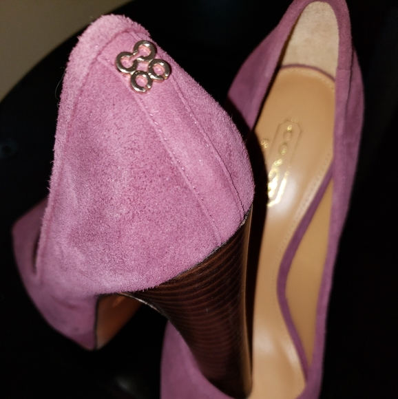 COACH PURPLE SHOES - Picture 4 of 7